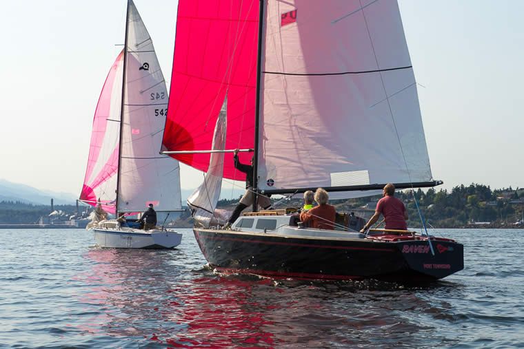 More action from 2014 Nightcap Series race #2.